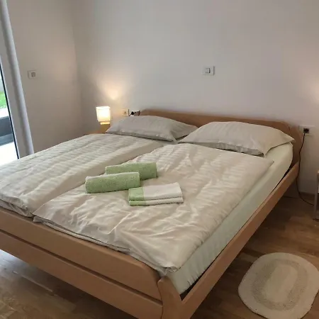 Center Modern Apartment Izola